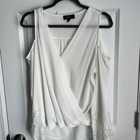 Tops - Women's White Cold Shoulder Blouse